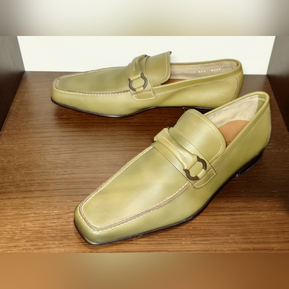 New Salvatore Ferragamo green loafer shoes - Picture 2 of 2